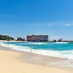 целиком, классная студия, в 3 мин от пляжа 230 м,торревьеха