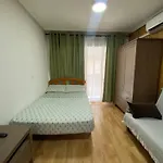 아파트 целиком, классная студия, в 3 мин от пляжа 230 м,торревьеха 또레비에하