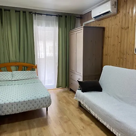 целиком, классная студия, в 3 мин от пляжа 230 м,торревьеха Appartement Torrevieja