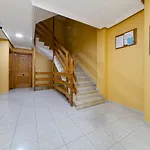 Apartment целиком, классная студия, в 3 мин от пляжа 230 м,торревьеха